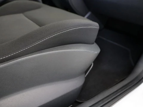 Renault CLIO 1.1 16V 75 BUSINESS ECO2 5P