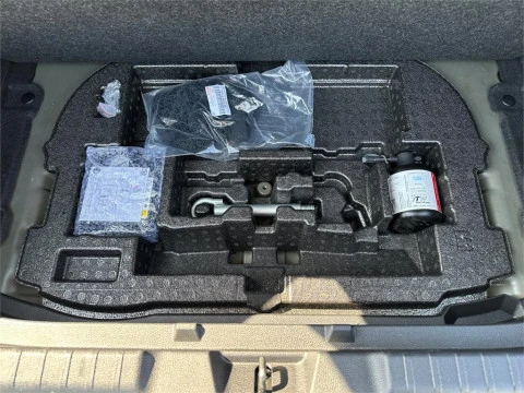 Toyota Corolla 140H Business