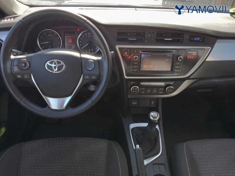 Toyota Auris 130 Active 97 kW (132 CV)