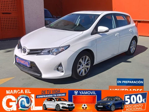 Toyota Auris 130 Active 97 kW (132 CV)