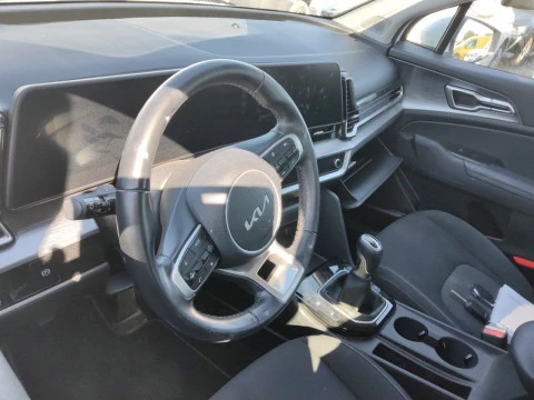 Kia Sportage 1.6 CRDi MHEV 100kW (136CV) Business 4x4