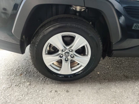 Toyota Rav4 2.5l 220H Business