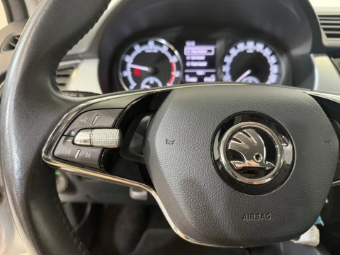 Skoda Fabia 1.0 TSI Ambition Plus 70 kW (95 CV)