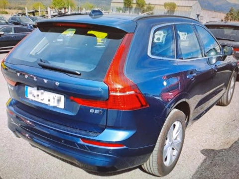 Volvo XC60 2.0 B5 P CORE AUTO 4WD 250 5P