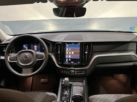 Volvo XC60 2.0 B5 P CORE AUTO 4WD 250 5P MILD HYBRID