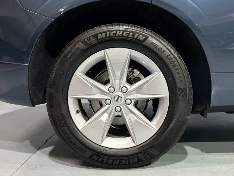 Volvo XC60 2.0 B5 P CORE AUTO 4WD 250 5P MILD HYBRID