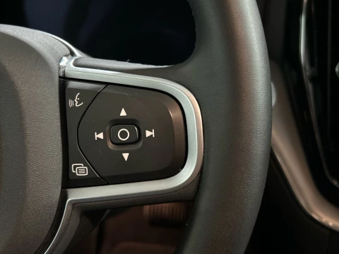 Volvo XC60 2.0 B5 P CORE AUTO 4WD 250 5P MILD HYBRID