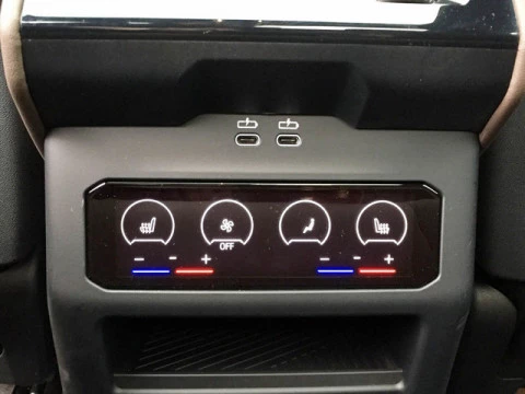 BMW i5 eDrive40 250 kW (340 CV)