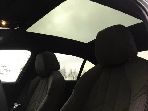 BMW i5 eDrive40 250 kW (340 CV)