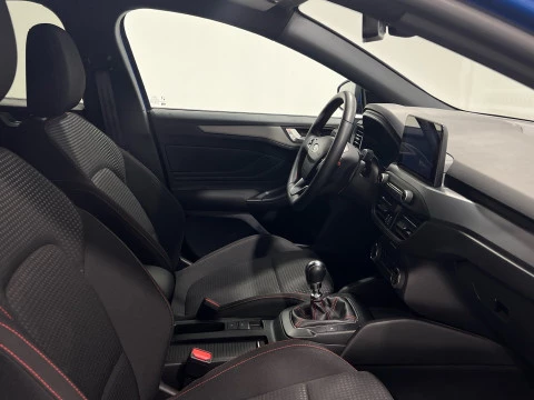 Ford Focus 1.0 Ecoboost MHEV 92kW ST-Line