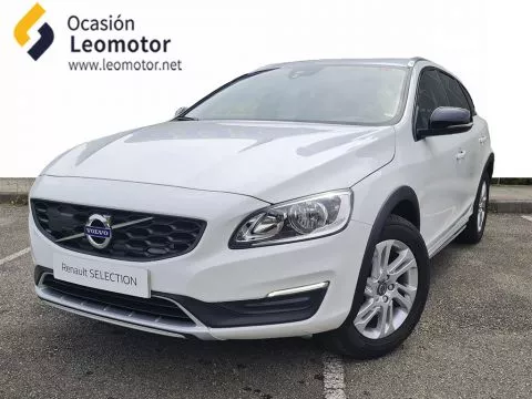 Volvo V60 Cross Country 2.0 D3 Summum Volvo V60 Cross Country 2.0 D3 Summum
