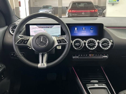 Mercedes-Benz EQA 250+ + Progressive