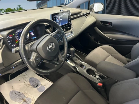 Toyota Corolla 1.8 125H BUSINESS E-CVT