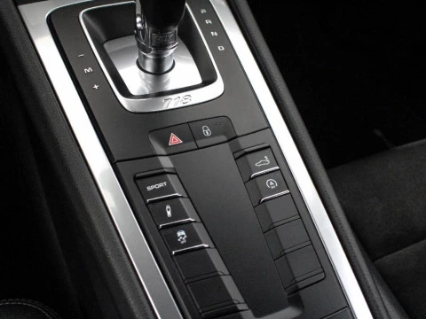Porsche 718 2.0 CAYMAN 300CV 3P