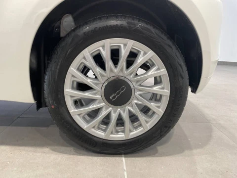 Fiat 500 Dolcevita 1.0 Hybrid 51KW (70 CV)