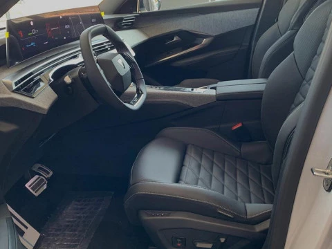 Peugeot 3008 Nuevo E-3008 GT Eléctrico 210 (157 kW)