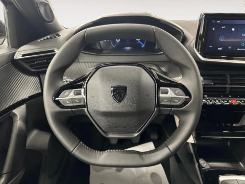 Peugeot 2008 Allure Gasolina 100 S&S 6 Vel. MAN