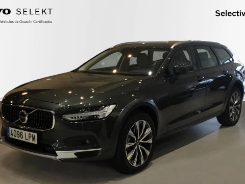 Volvo V90 Cross Country Pro B4 AWD Volvo V90 Cross Country Pro B4 AWD