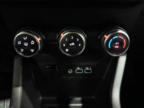 Renault Clio Evolution TCe 90 (67kw)