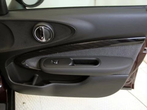 MINI CLUBMAN COOPER D