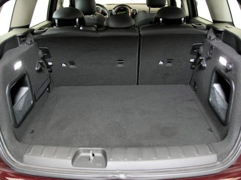 MINI CLUBMAN COOPER D