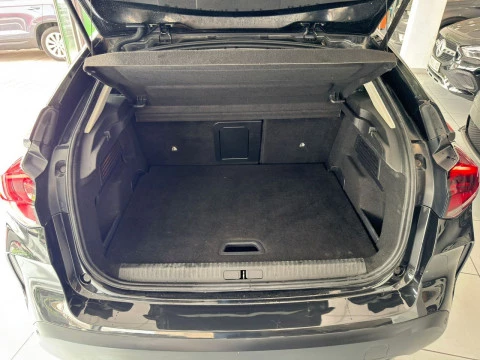 Citroën C4 1.2 PURETECH SHINE S&S EAT8 130