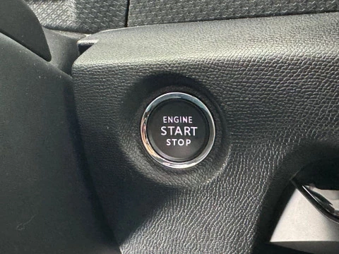 Citroën C4 1.2 PURETECH SHINE S&S EAT8 130