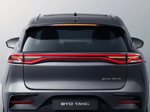 BYD TANG Flagship
