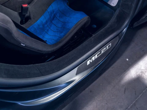 Maserati MC20 V6 630CV Gasolina RWD