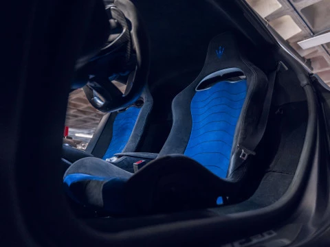 Maserati MC20 V6 630CV Gasolina RWD