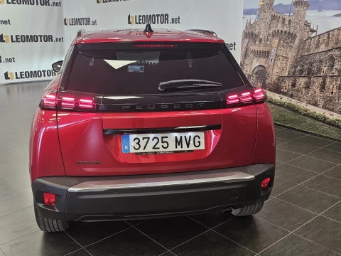 Peugeot 2008 Allure Puretech 100 S&S 6 Vel. MAN