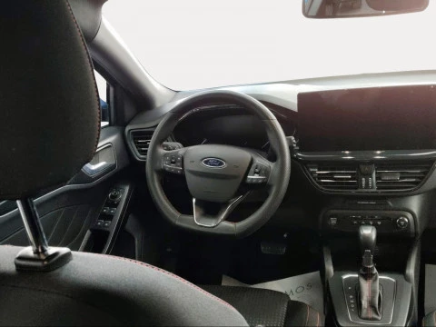 Ford Focus 1.0 Ecoboost MHEV 114kW ST-Line Auto