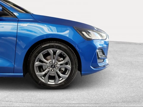 Ford Focus 1.0 Ecoboost MHEV 114kW ST-Line Auto