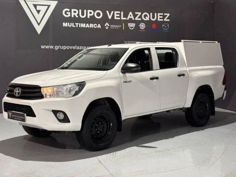 Toyota Hilux 2.4 D-4D Cabina Doble GX
