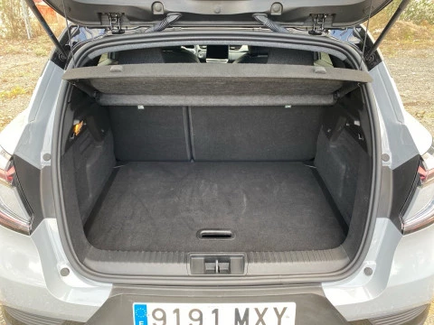 Renault Captur techno Eco-G 100cv (74 kW)