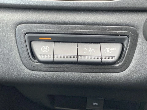 Renault Captur techno Eco-G 100cv (74 kW)