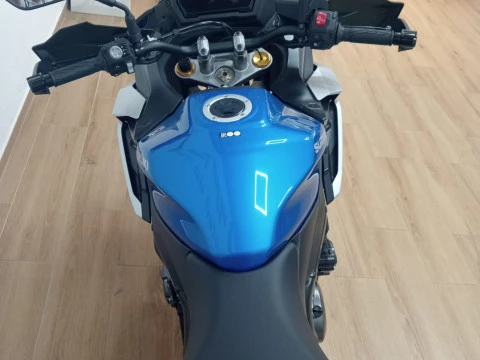 Suzuki GSX GX