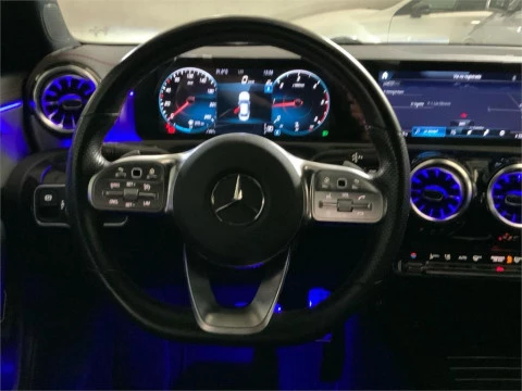 Mercedes-Benz CLA 200 D DCT