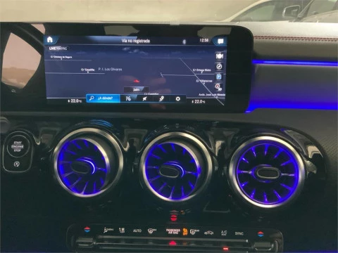 Mercedes-Benz CLA 200 D DCT