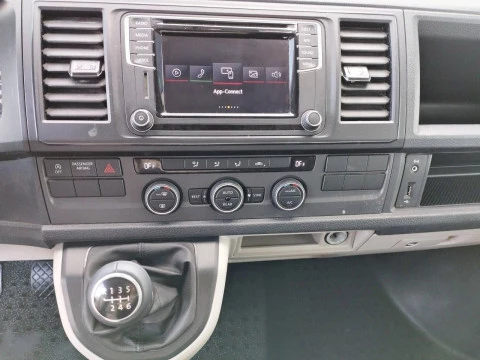 Volkswagen Caravelle Trendline Largo 2.0 TDI 110kW BMT 4Mot