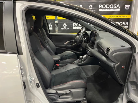 Toyota Yaris 1.5 130H GR Sport