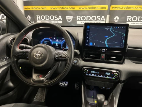 Toyota Yaris 1.5 130H GR Sport
