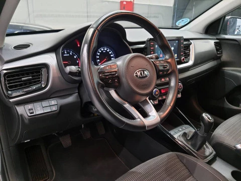 Kia Stonic 1.0 T-GDi 74kW (100CV) Drive