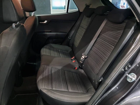 Kia Stonic 1.0 T-GDi 74kW (100CV) Drive