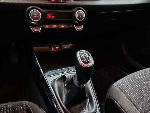 Kia Stonic 1.0 T-GDi 74kW (100CV) Drive