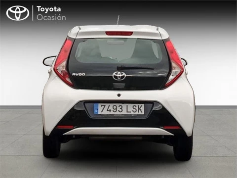 Toyota Aygo 5 Puertas x-play 70 Manual 5v