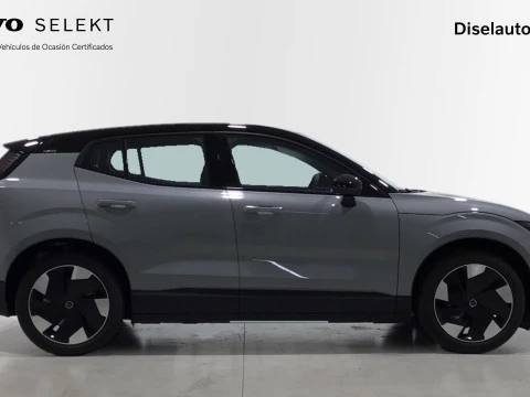 Volvo EX30 Single Motor Extended Range Plus Auto