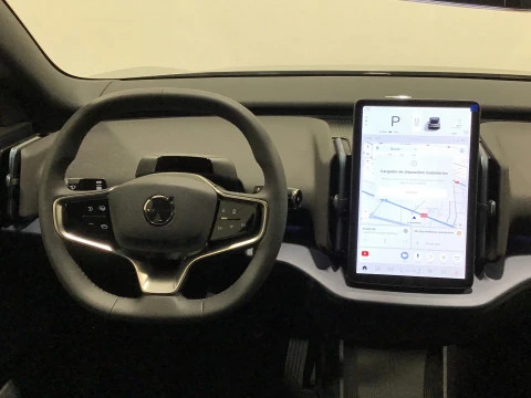 Volvo EX30 Single Motor Extended Range Plus Auto