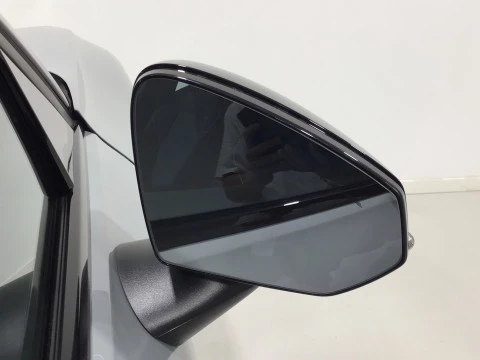 Volvo EX30 Single Motor Extended Range Plus Auto