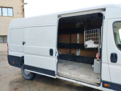 Peugeot Boxer 435 L4H2 BlueHDi 120KW (160CV) 4 Puerta